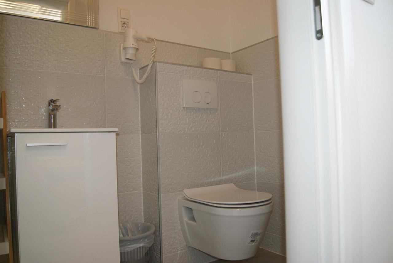 Rooms Magdalena Krk Krk Town Extérieur photo